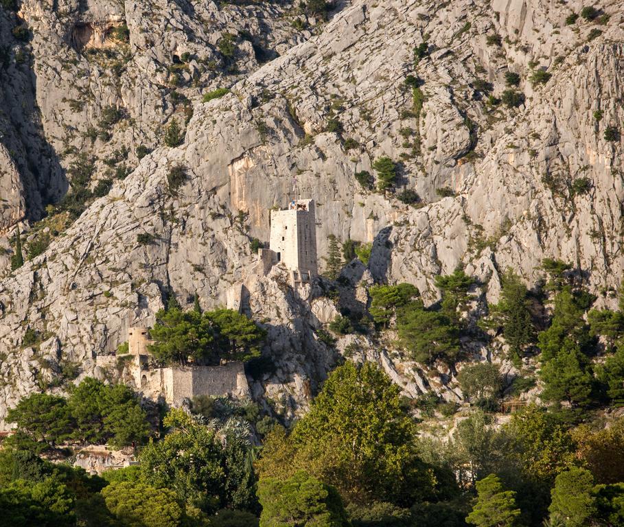 Inn By The River Omiš Exterior foto